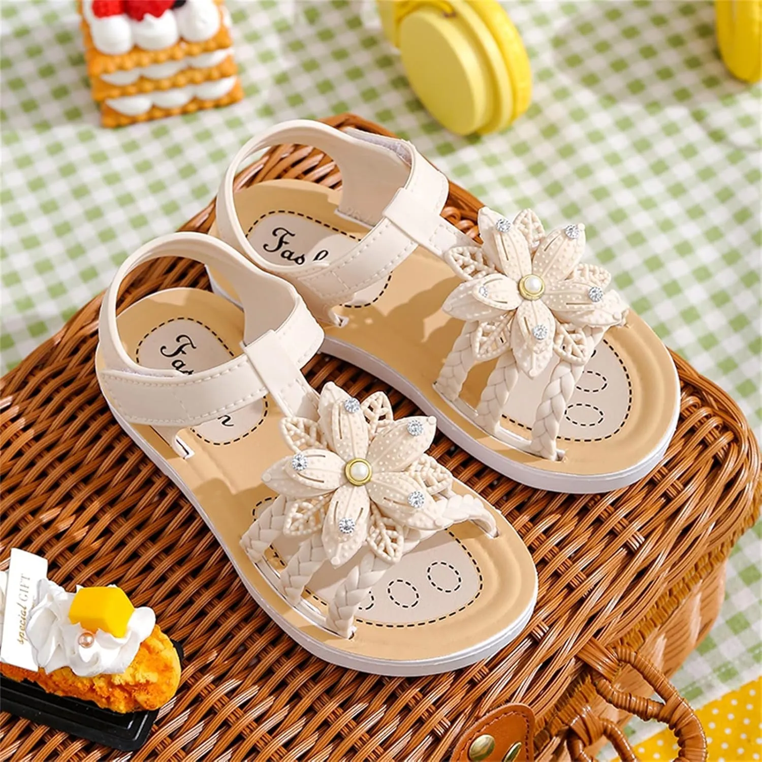 Children Sandals Soft Flat Shoes Fashion Comfortable Bow Soft Bottom Waterproof Size 7 Toddler Shoes Girls Sandals (White, 5-5.5 Years Little Child)