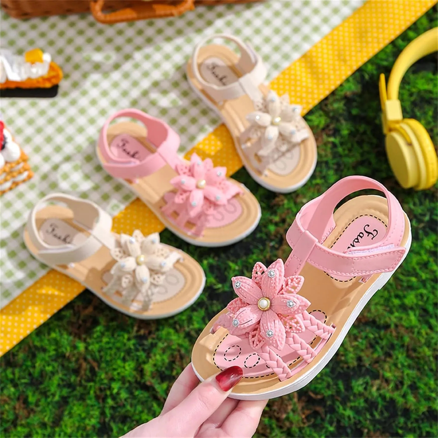 Children Sandals Soft Flat Shoes Fashion Comfortable Bow Soft Bottom Waterproof Size 7 Toddler Shoes Girls Sandals (White, 5-5.5 Years Little Child)
