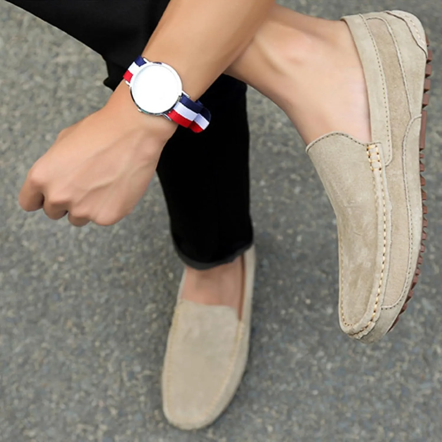 Men's Suede Driving Penny Loafers Retro Round Toe Solid Color Moccasin Shoes Comfortable Slip On Casual Dress Boat Shoes